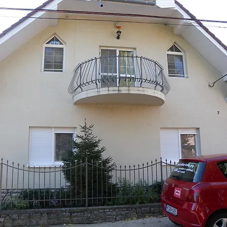 Apartment Zamardi 7 * Zamárdi